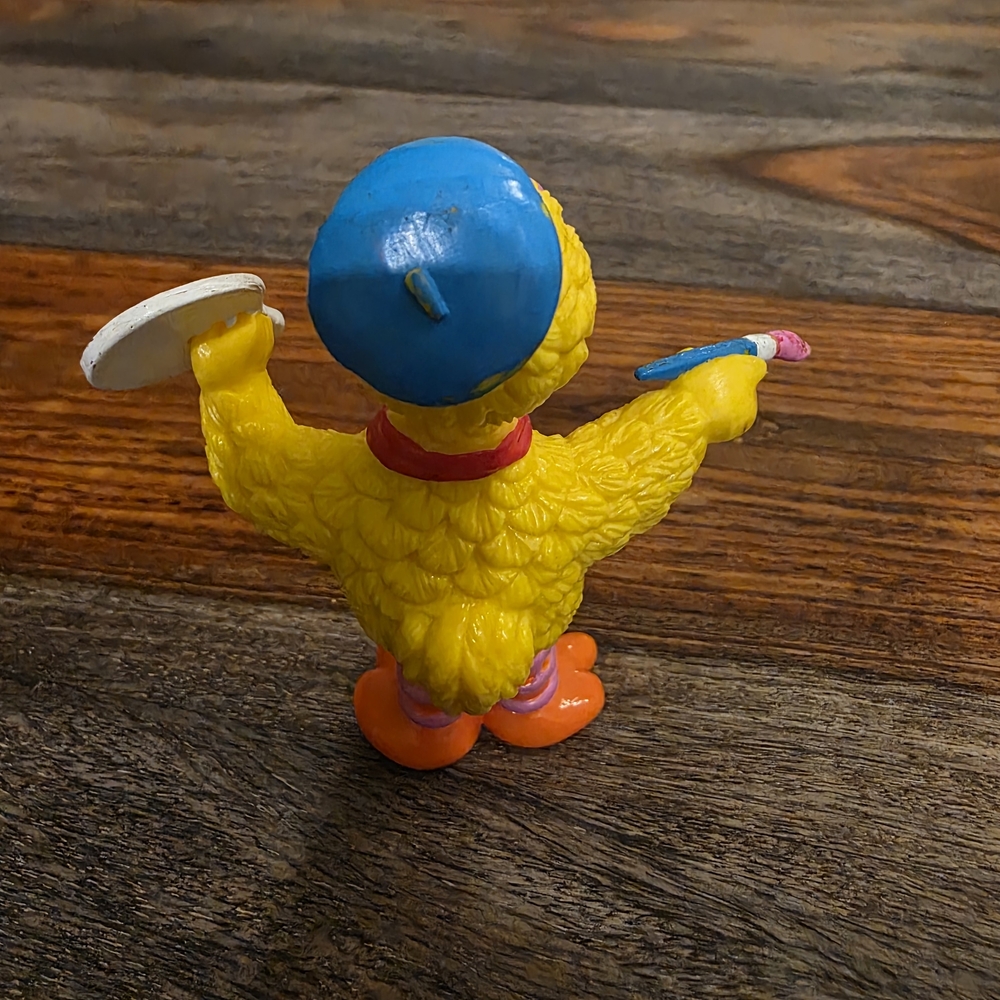 Vintage Big Bird Artist Figurine Sesame Street PVC Toy 1997 - Picture 2 of 6